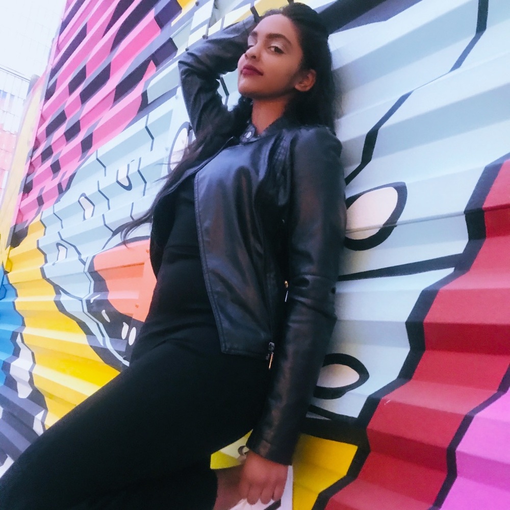 Meet your Posher, Alyssa